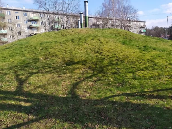 Ūdens pazemes rezervuārs.